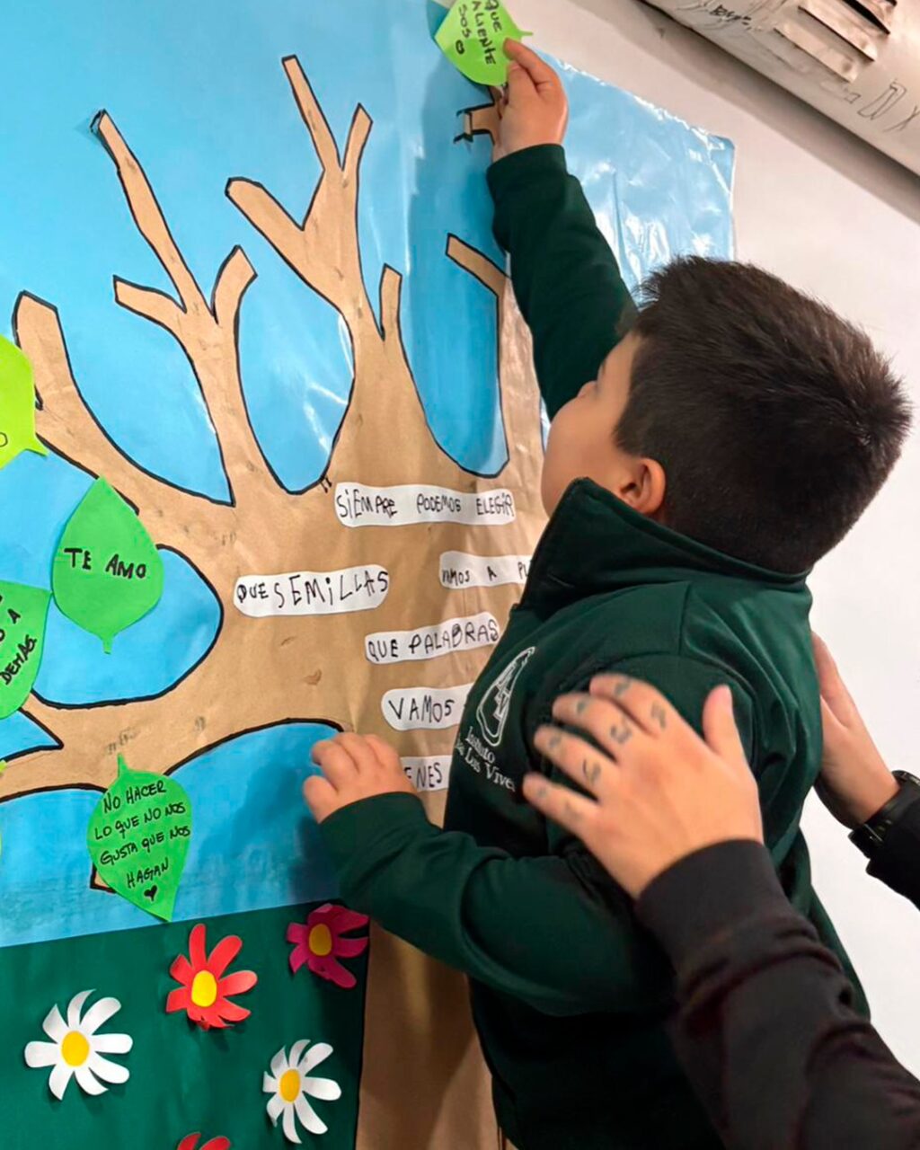 Instagram post from institutovives. This post is in position 1.