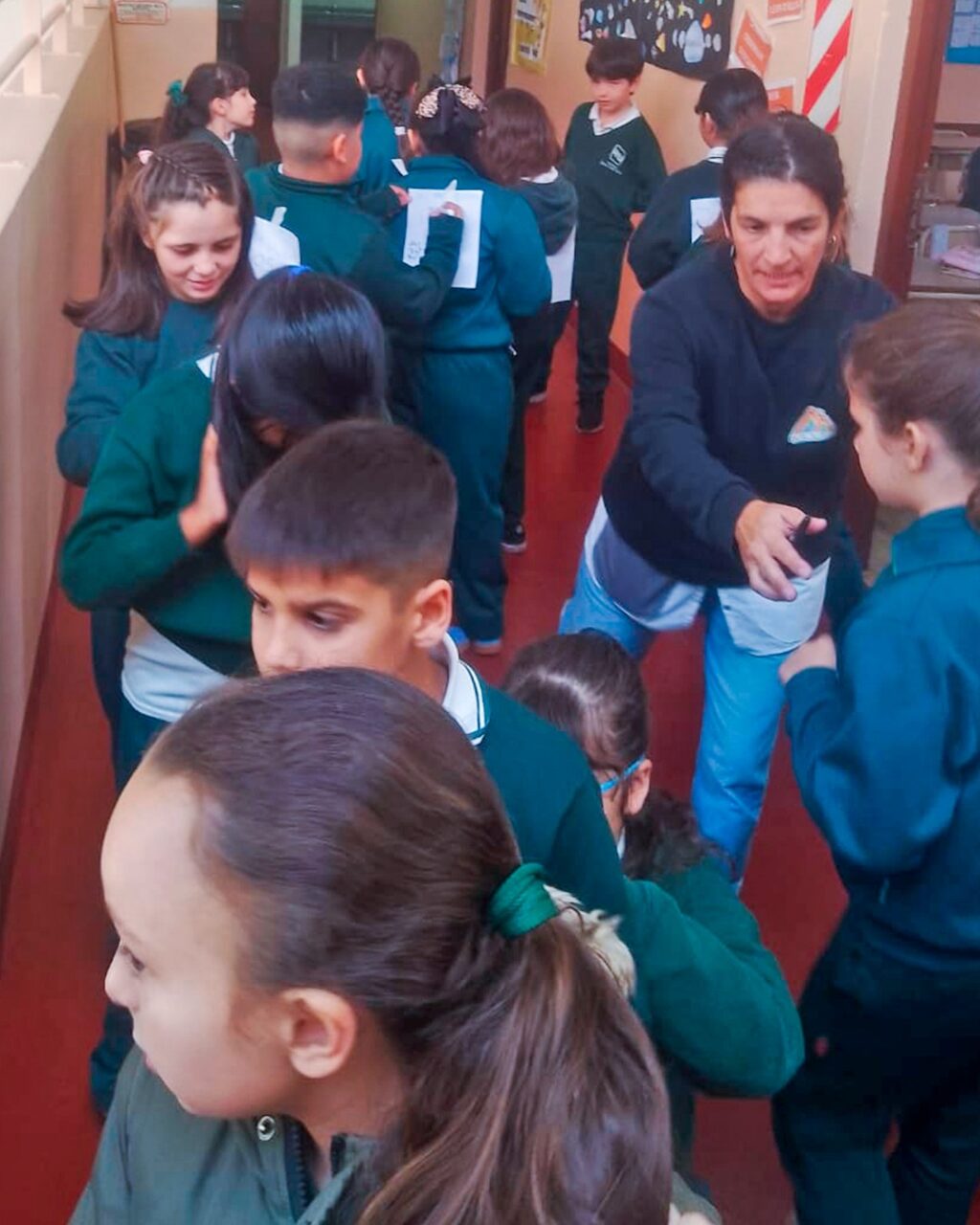 Instagram post from institutovives. This post is in position 3.