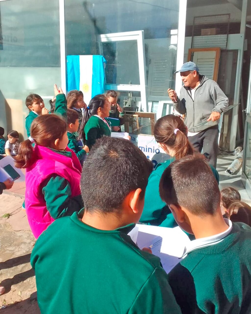 Instagram post from institutovives. This post is in position 2.