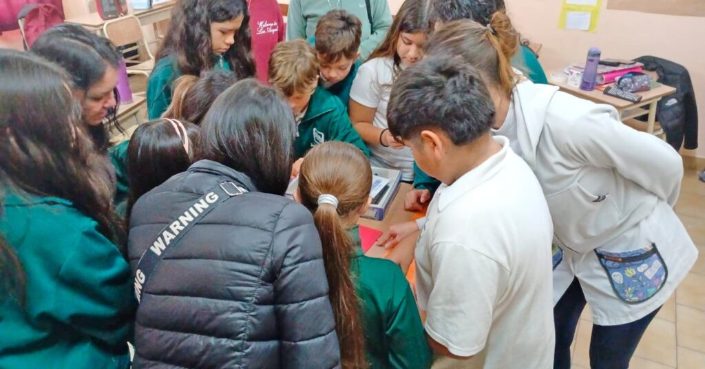 Instagram post from institutovives. This post is in position 0.